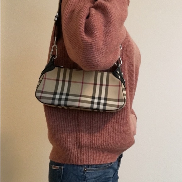 Small Burberry Shoulder Bag - Picture 7 of 8